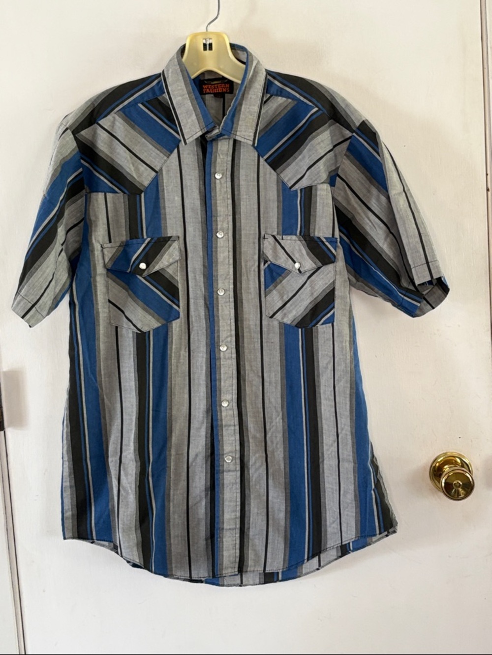 Western Fashions grey blue black vertical stripe SS western shirt Size Medium